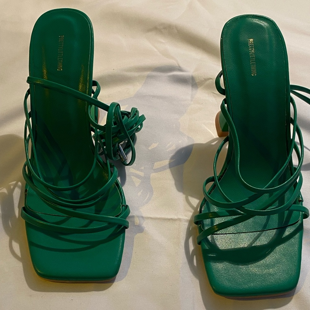 PRETTYLITTLETHING Green Lace-up Heels size 6